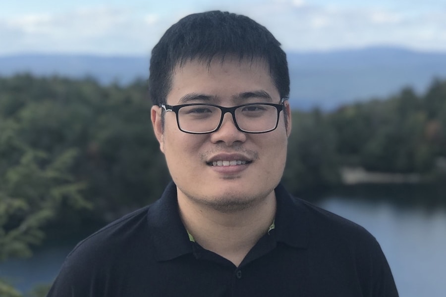 Từ giải nhì Toán quốc gia đến giáo sư trẻ tiềm năng ở Mỹ