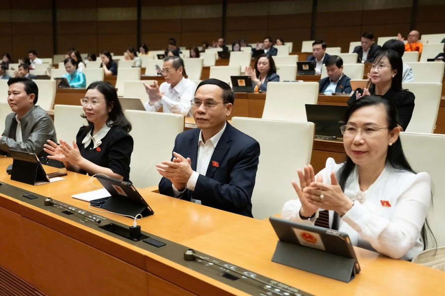 Chủ tịch Hà Nội được quyết định đầu tư dự án chiến lược từ 30.000 tỷ đồng