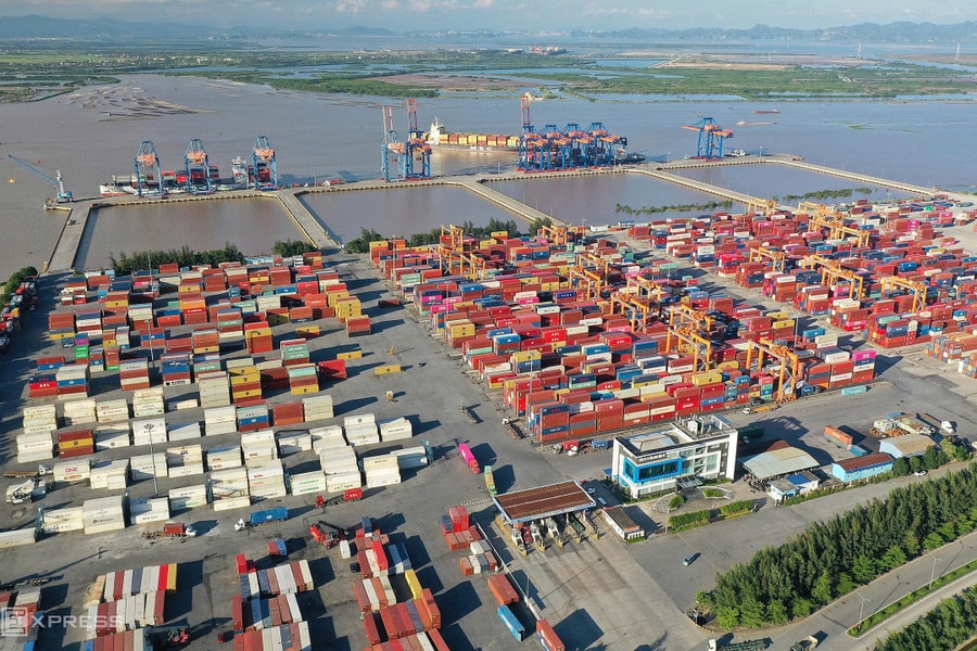 'Tác động thuế quan đến kinh tế Việt Nam nhẹ hơn lo ngại'