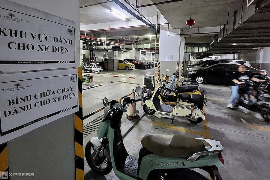 Sắp có quy chuẩn về trạm sạc xe điện trong chung cư