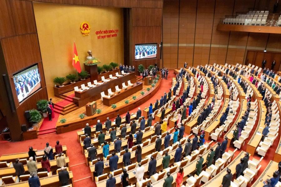 Quốc hội biểu quyết thông qua những quyết sách mang tầm chiến lược phát triển đất nước