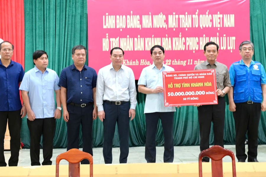 TP Hồ Chí Minh tiếp tục hỗ trợ Khánh Hòa khắc phục hậu quả bão lũ