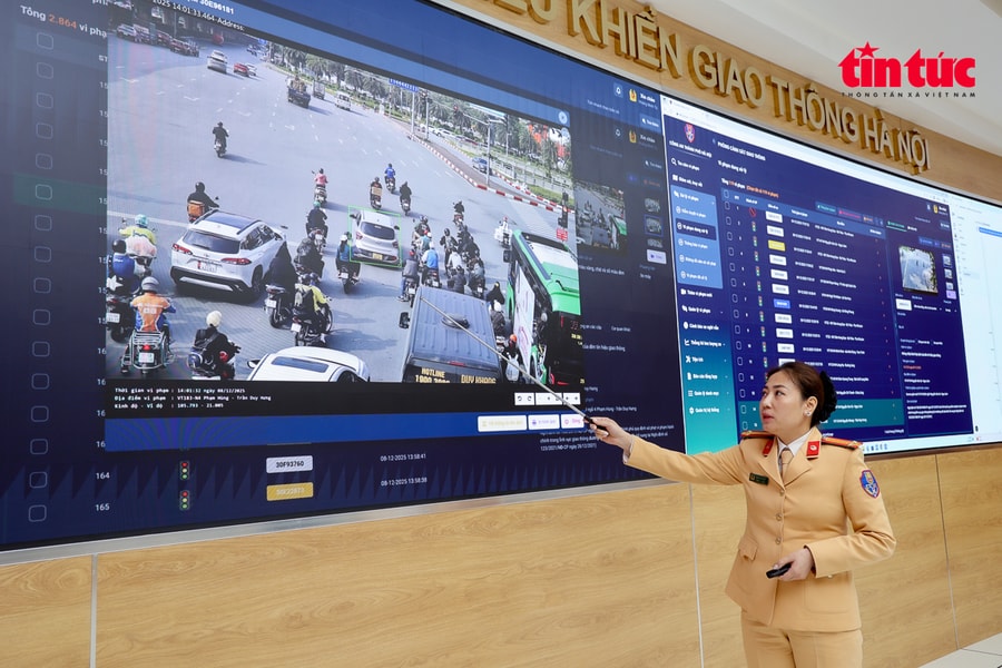 Bên trong trung tâm điều khiển 1.837 camera AI ở Hà Nội