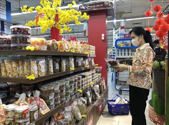 TP Hồ Chí Minh: Sức mua tăng mạnh, doanh nghiệp tung hàng Tết
