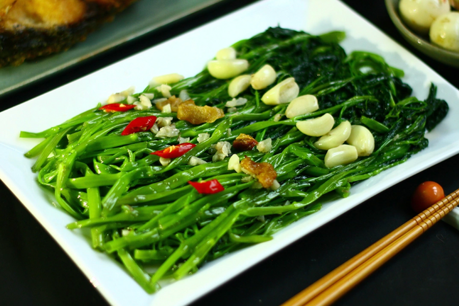 Cho rau xanh nấu chín vào tủ lạnh hôm sau dùng có tốt?