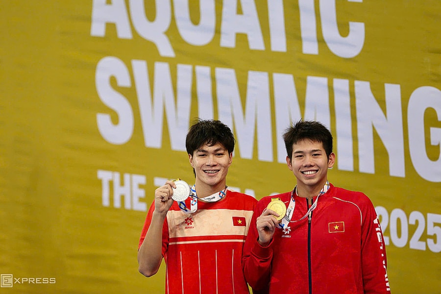 Ánh Viên chúc mừng em trai giành HC vàng SEA Games 33