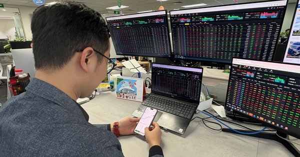 Chứng khoán giảm sâu không lý do rõ rệt