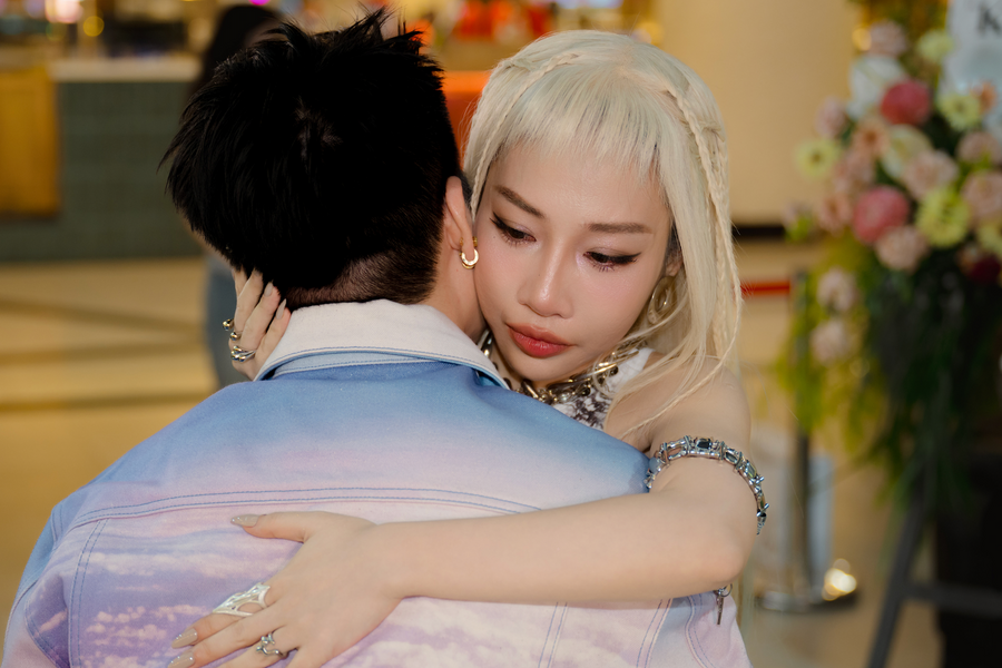 Hằng Bingboong không liên lạc với JustaTee suốt 10 năm