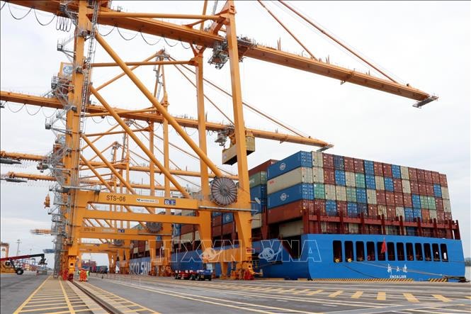 TEU thứ 2 triệu thông qua Cảng Hải Phòng trong năm 2025