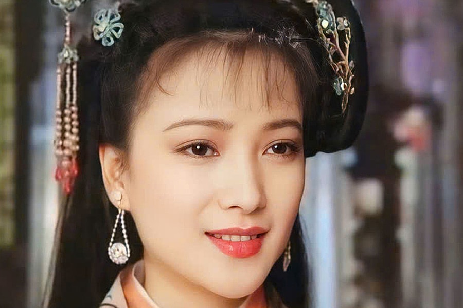 Nhan sắc một thời của 'đệ nhất mỹ nhân cổ trang' Trung Quốc