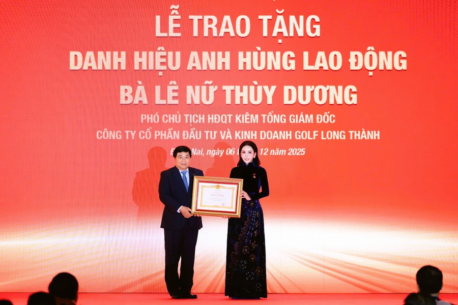 Phó chủ tịch KN Holdings nhận danh hiệu Anh hùng Lao động