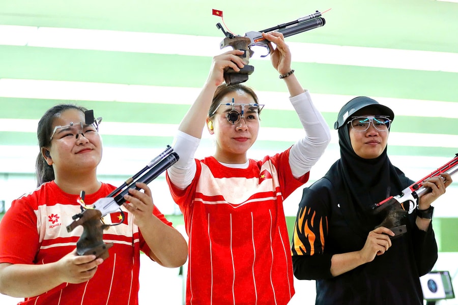 Cuốn sổ tay giúp xạ thủ Trịnh Thu Vinh phá hai kỷ lục SEA Games