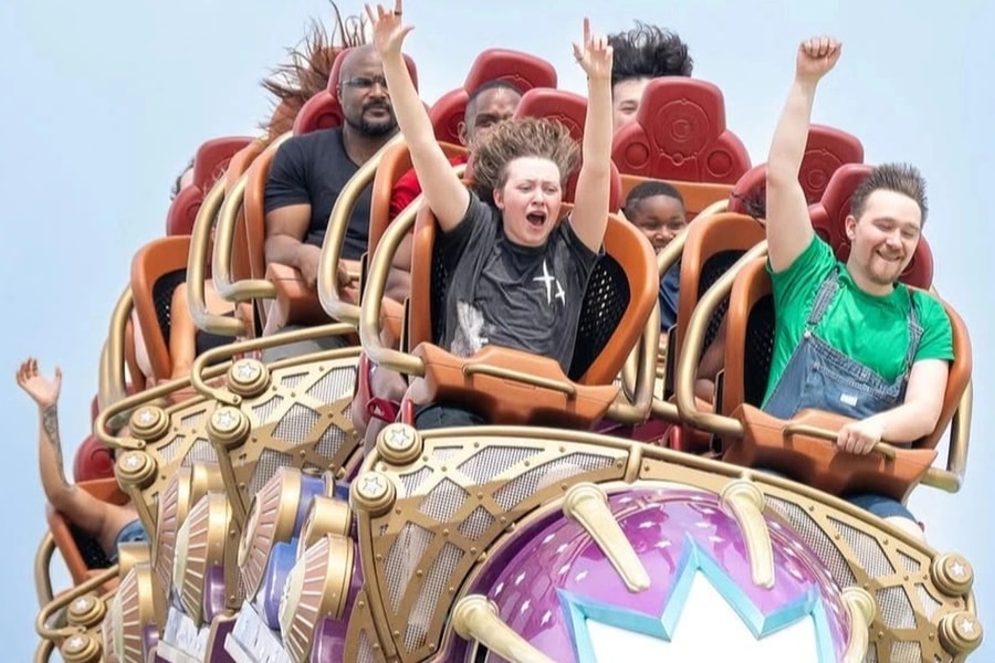 Du khách tử vong khi chơi tàu lượn siêu tốc, người bê bết máu lúc phát hiện