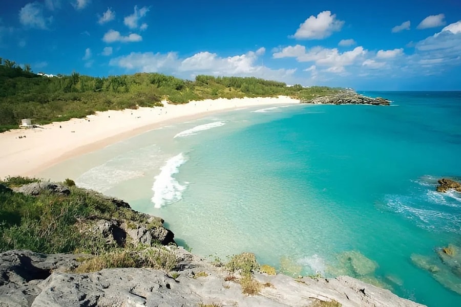 Phát hiện cấu trúc đá khác thường dưới quần đảo Bermuda