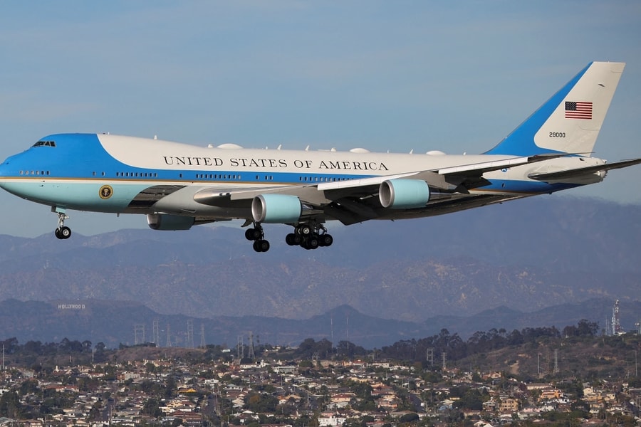 Dự án chuyên cơ mới cho Tổng thống Mỹ tiếp tục bị trì hoãn