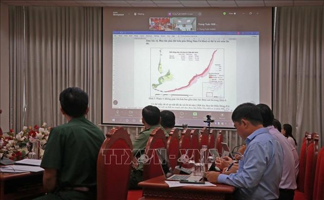 Đẩy nhanh tiến độ 'Khôi phục đường bờ biển Đông Cà Mau'