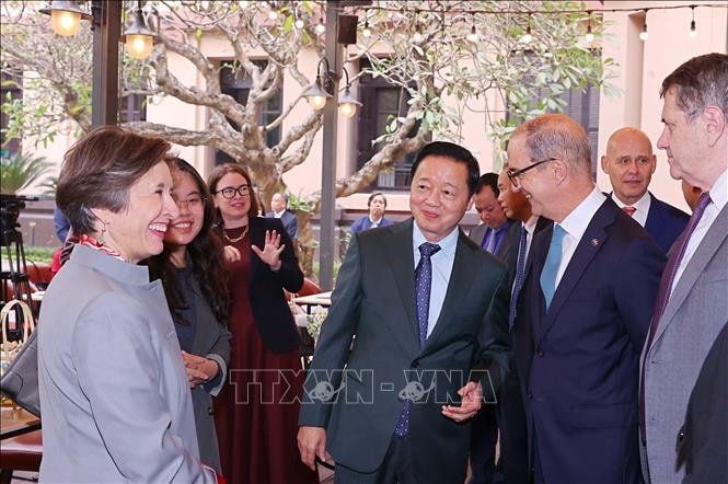 Phó Thủ tướng Trần Hồng Hà tiếp các Đại sứ, Đại biện EU tại Việt Nam