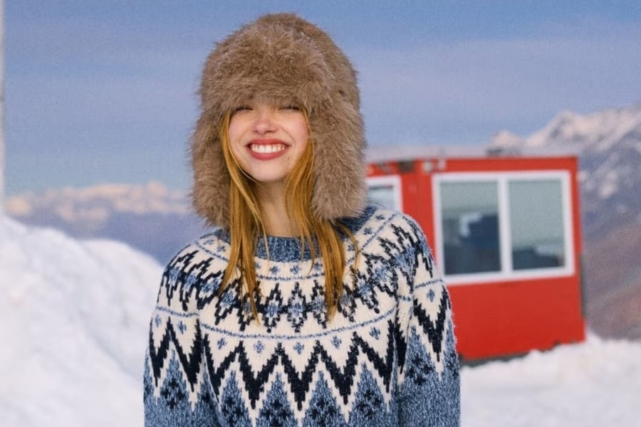 Mốt áo len 'xấu' được ưa chuộng dịp cuối năm