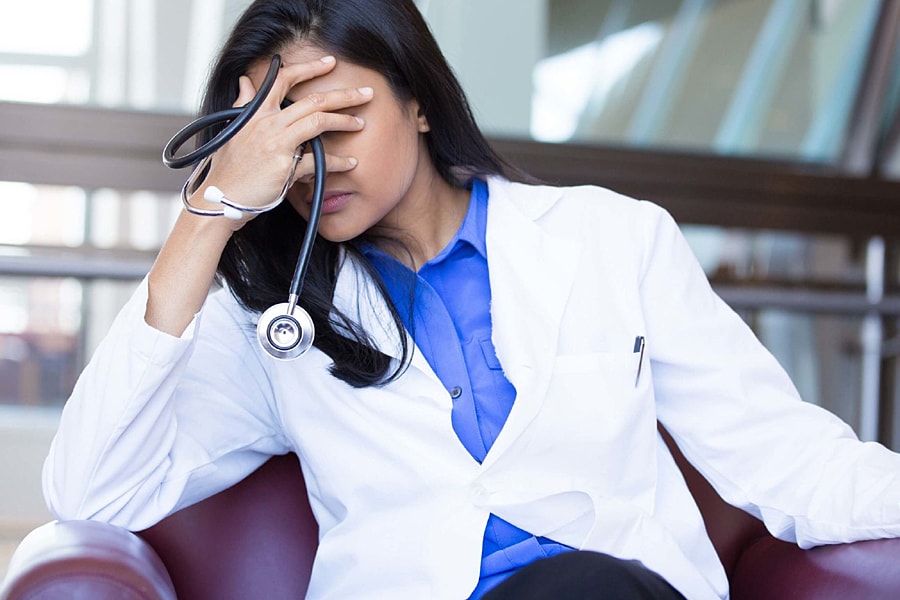 Nỗi khổ của những bác sĩ giàu nhất thế giới