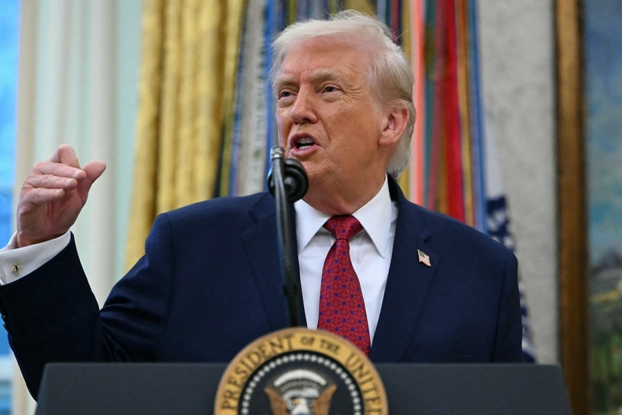 Ông Trump ký lệnh coi fentanyl là vũ khí hủy diệt hàng loạt