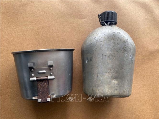 Hiến tặng hơn 200 kỷ vật kháng chiến cho Bảo tàng Quân khu 5