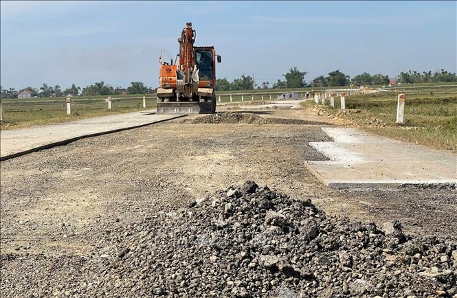 Tuyến đường hơn 11 tỷ đồng vừa nghiệm thu đã hỏng