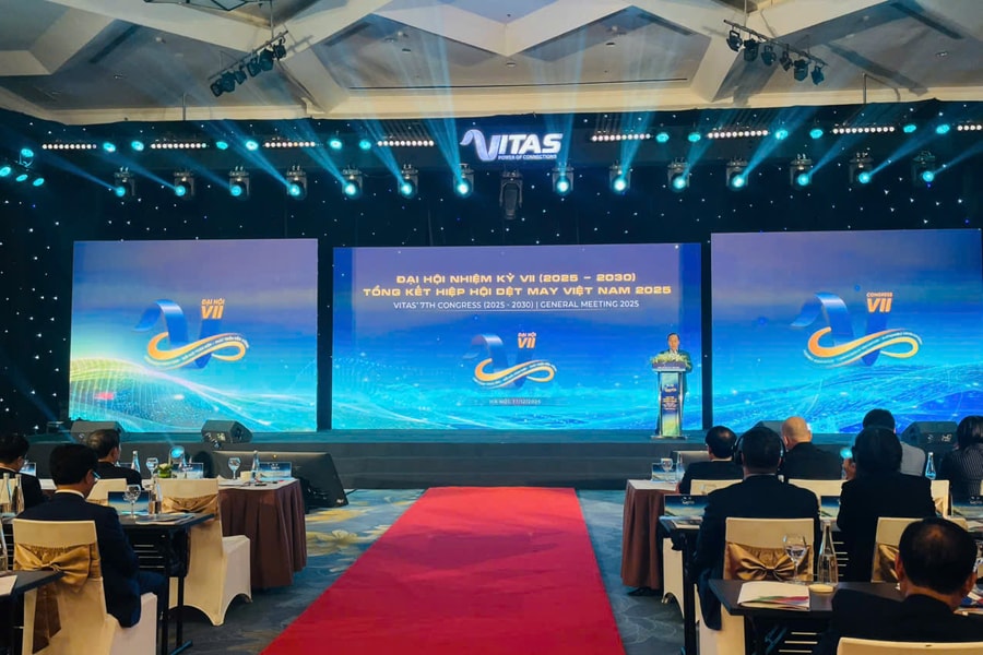 Ông Vũ Đức Giang tiếp tục được bầu Chủ tịch Hiệp hội Dệt may Việt Nam