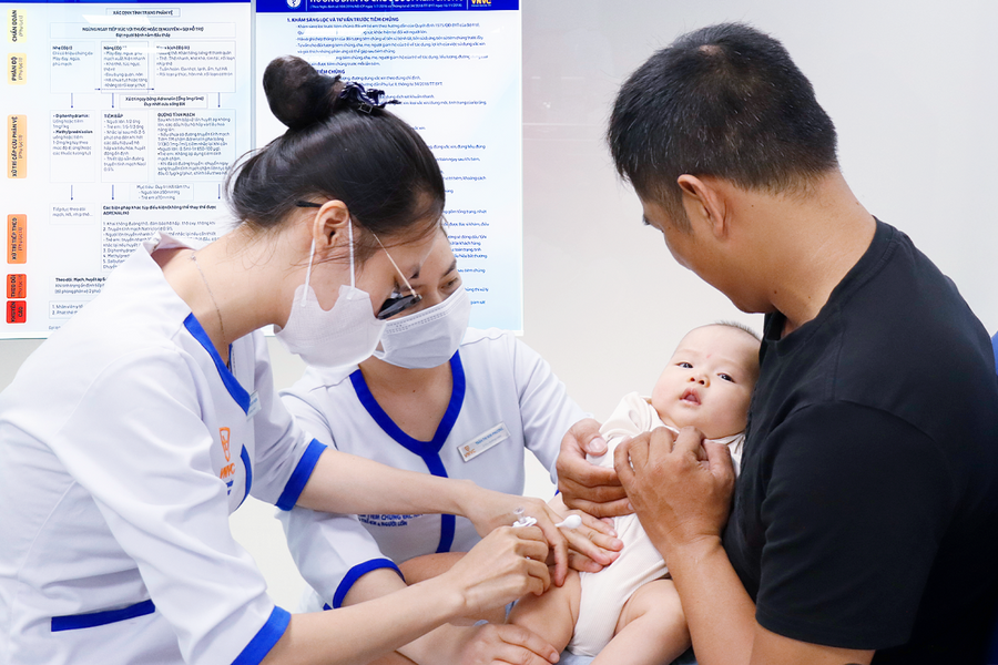 Vì sao cần chủng ngừa bại liệt dù Việt Nam đã thanh toán bệnh?