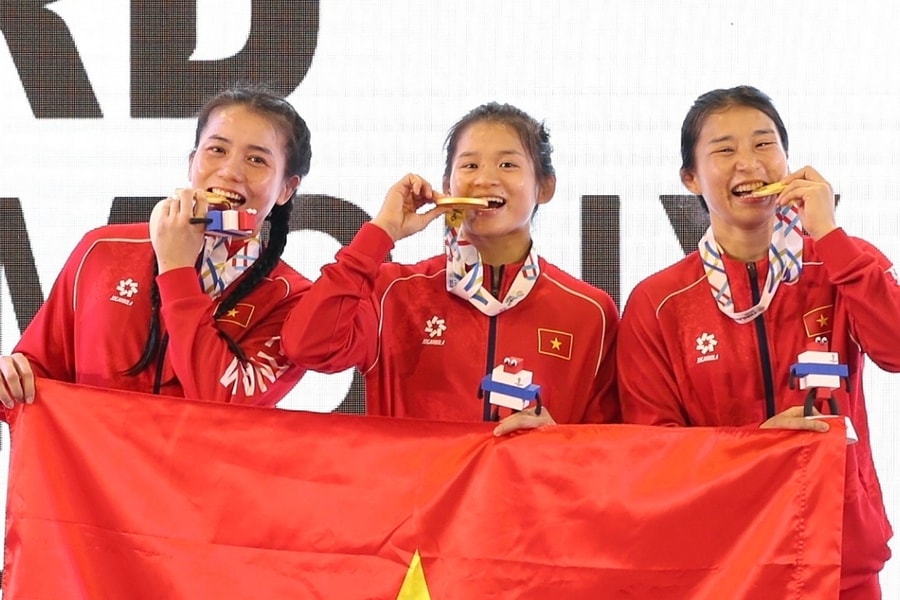Ba chị em ruột của Việt Nam giành HC vàng SEA Games 33 trong nửa ngày