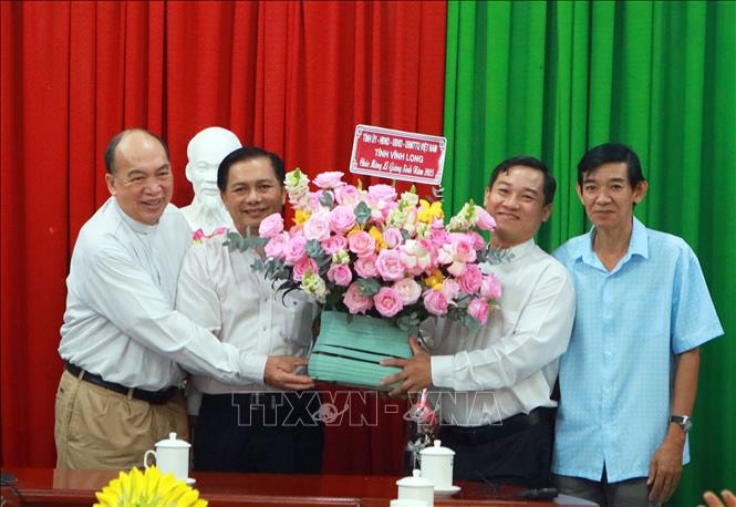 Quan tâm, đồng hành cùng đồng bào dân tộc, tôn giáo