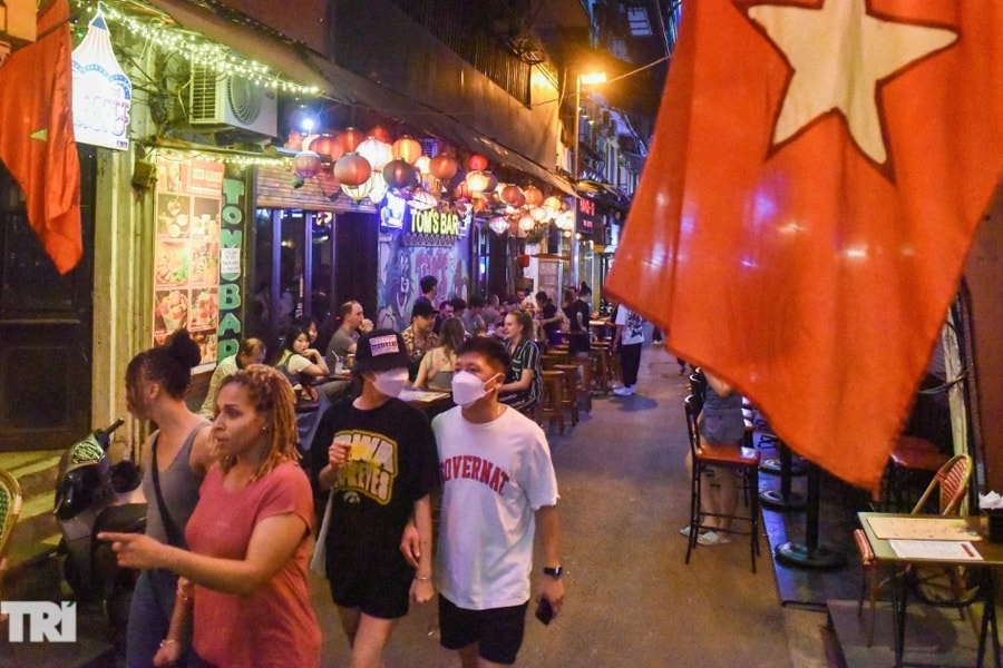 Hà Nội sẽ có tour xe đạp khám phá Thủ đô về đêm