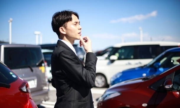 Bài toán tuổi 24 mua ôtô khi lương 16 triệu