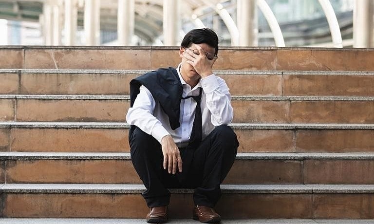 Cú sốc thất nghiệp tuổi 30 dù tôi có bằng Thạc sĩ, IELTS 8.0