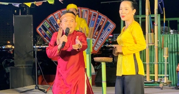 Độc đáo nghệ thuật hát bài chòi - sân chơi của những ván cờ