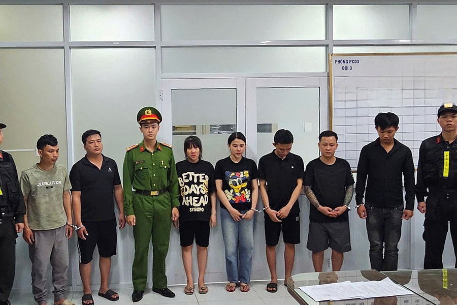 7 người bị bắt vì làm thịt bò giả ở TP HCM