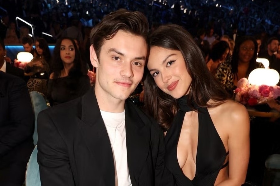 Olivia Rodrigo chia tay bạn trai