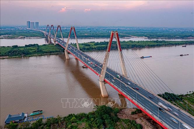 Thí điểm cơ chế, chính sách đặc thù phát triển 3 thành phố lớn