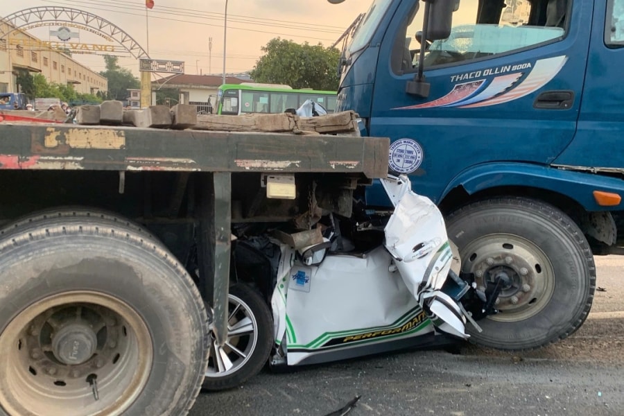 Tạm giữ tài xế gây tai nạn liên hoàn khiến hai người chết