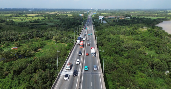 Vật liệu xây dựng giá cao, khan hiếm và giải pháp từ TPHCM