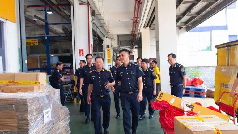 Thủ tục xuất nhập khẩu tại chỗ, ‘hút’ nhà đầu tư nước ngoài