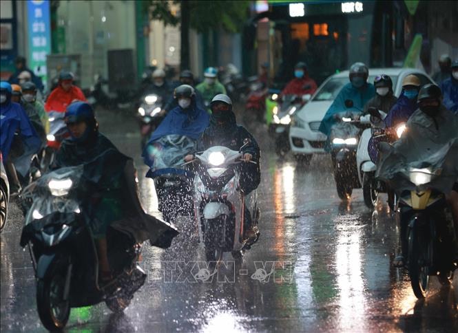 Cục bộ mưa lớn trong đêm, đề phòng nguy cơ lũ quét, sạt lở đất ở Trung Bộ, Tây Nguyên và Nam Bộ