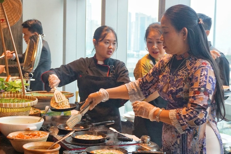 Lần đầu tiên phong tặng danh hiệu Nghệ nhân Văn hóa Ẩm thực Việt Nam