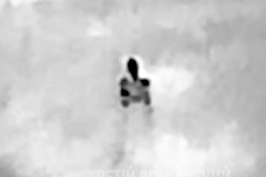 Ukraine tuyên bố dùng drone mặt đất giữ chốt phòng thủ suốt 45 ngày