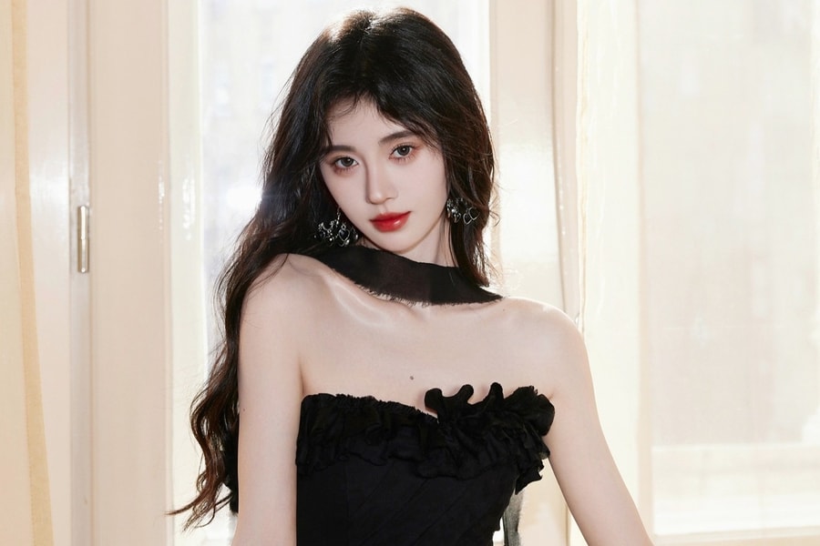 Tiết lộ về bữa tiệc kín giữa nghệ sĩ và thiếu gia