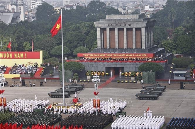 Khơi dậy mạnh mẽ tình yêu Tổ quốc và khát vọng phát triển đất nước