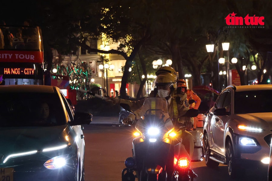 Hà Nội bảo đảm an toàn cho người dân vui lễ Giáng sinh