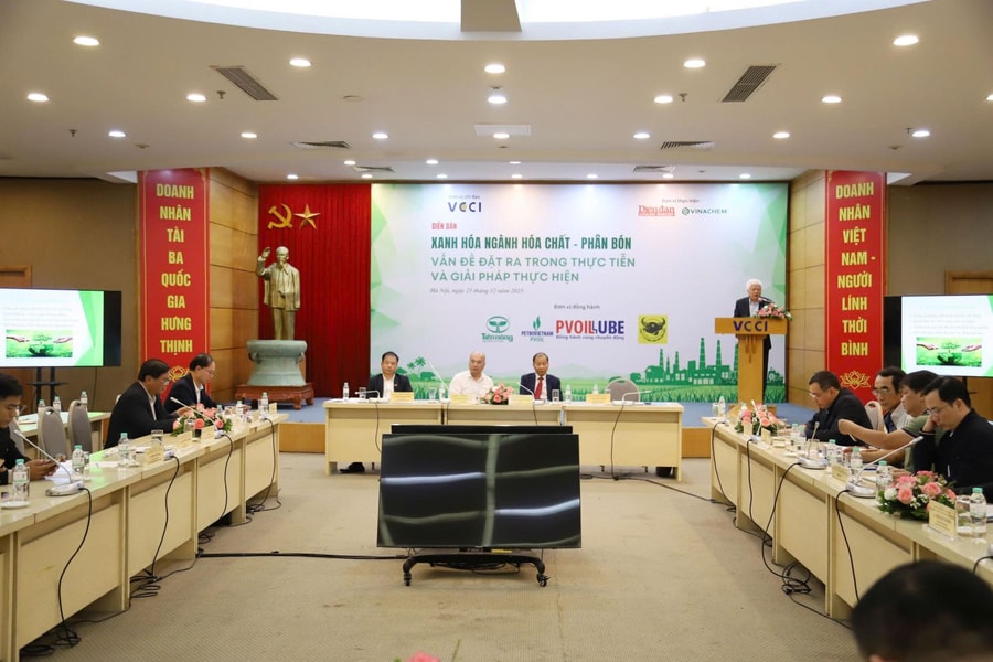 Xanh hóa là con đường tất yếu của ngành hóa chất - phân bón