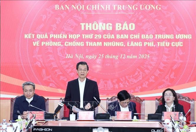 Quyết liệt hơn, hiệu quả hơn, bền vững hơn trong phòng, chống tham nhũng, lãng phí, tiêu cực