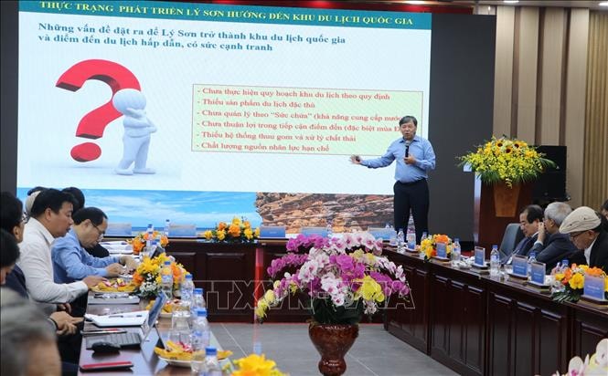 Xây dựng, phát triển khu du lịch Lý Sơn thành khu du lịch quốc gia