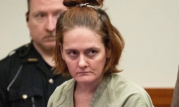 Đoạt mạng 4 người đàn ông bằng dụ dỗ tình dục